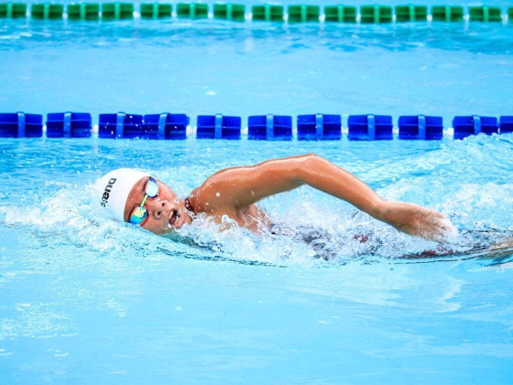 swimming glasses